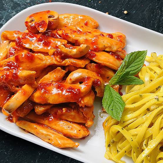 SWEET CHİLLİ SOSLU TAVUK