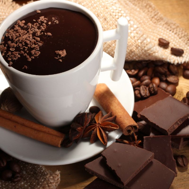 AROMALI SICAK ÇİKOLATA