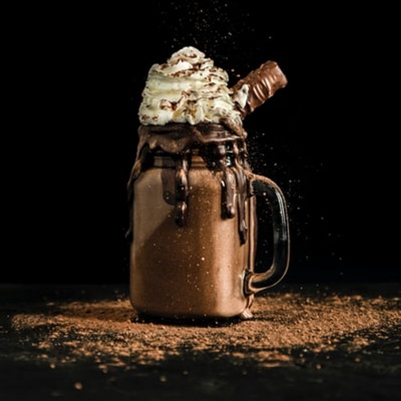 ÇİKOLATALI MİLKSHAKE